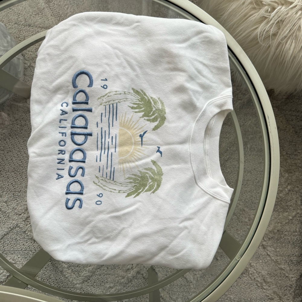 abercrombie calabasas crop sweatshirt